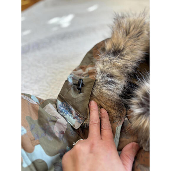 Obermeyer Tuscany Winter Jacket with Faux Fur Removable Hood Size 8 - Picture 6 of 9